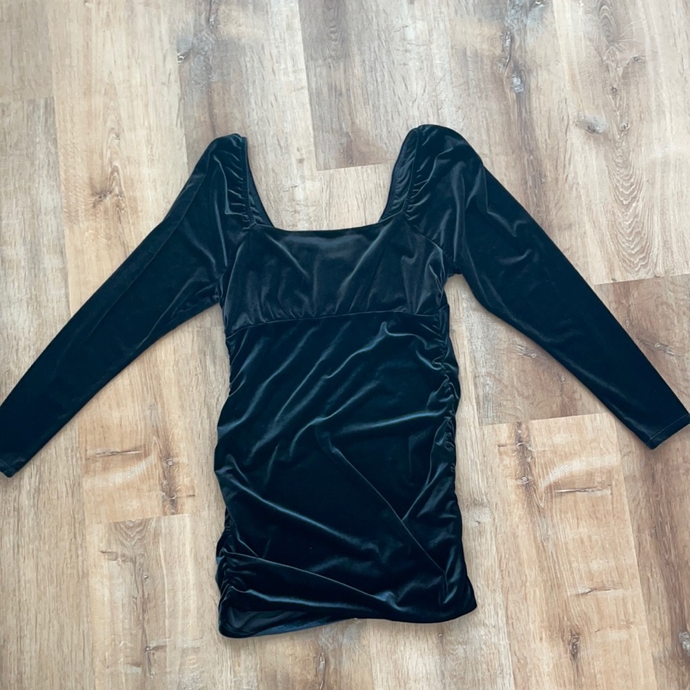 Black Velvet Dress 👗
